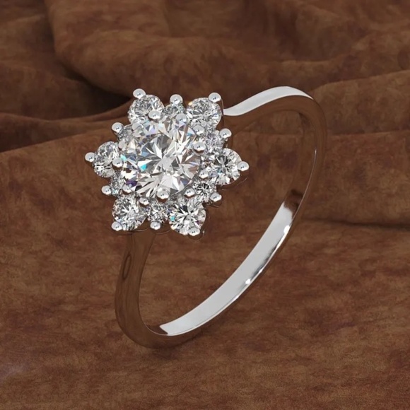 **BRONTE* Silver x Rhinestone Snowflake Design Fashion Ring Size 7 - Picture 1 of 3